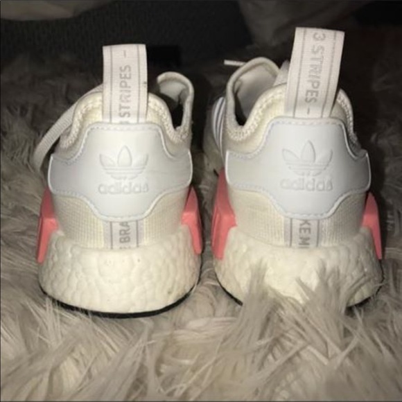 Adidas NMD_R1 - Picture 2 of 4