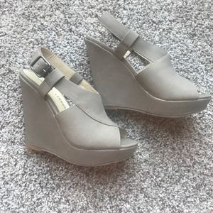 Chinese Laundry Wedges