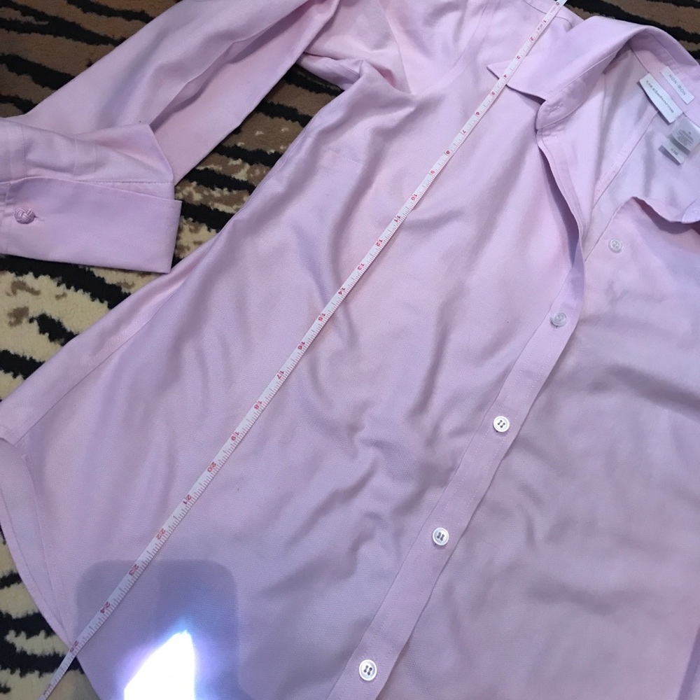 🌸Liz Claiborne Button Up Non Iron Top - Picture 8 of 8
