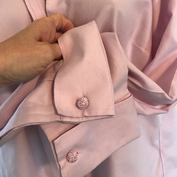 🌸Liz Claiborne Button Up Non Iron Top - Picture 3 of 8