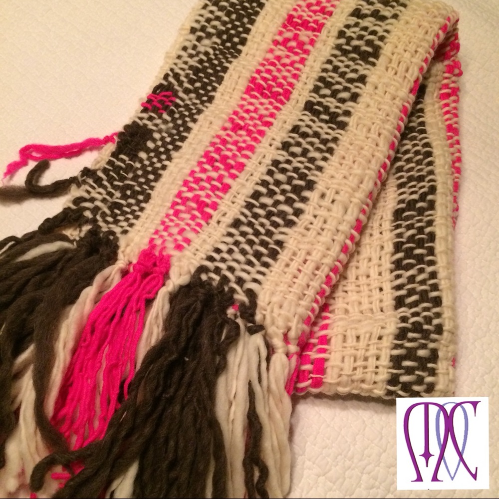 Hand Woven Throw 100 sheep wool