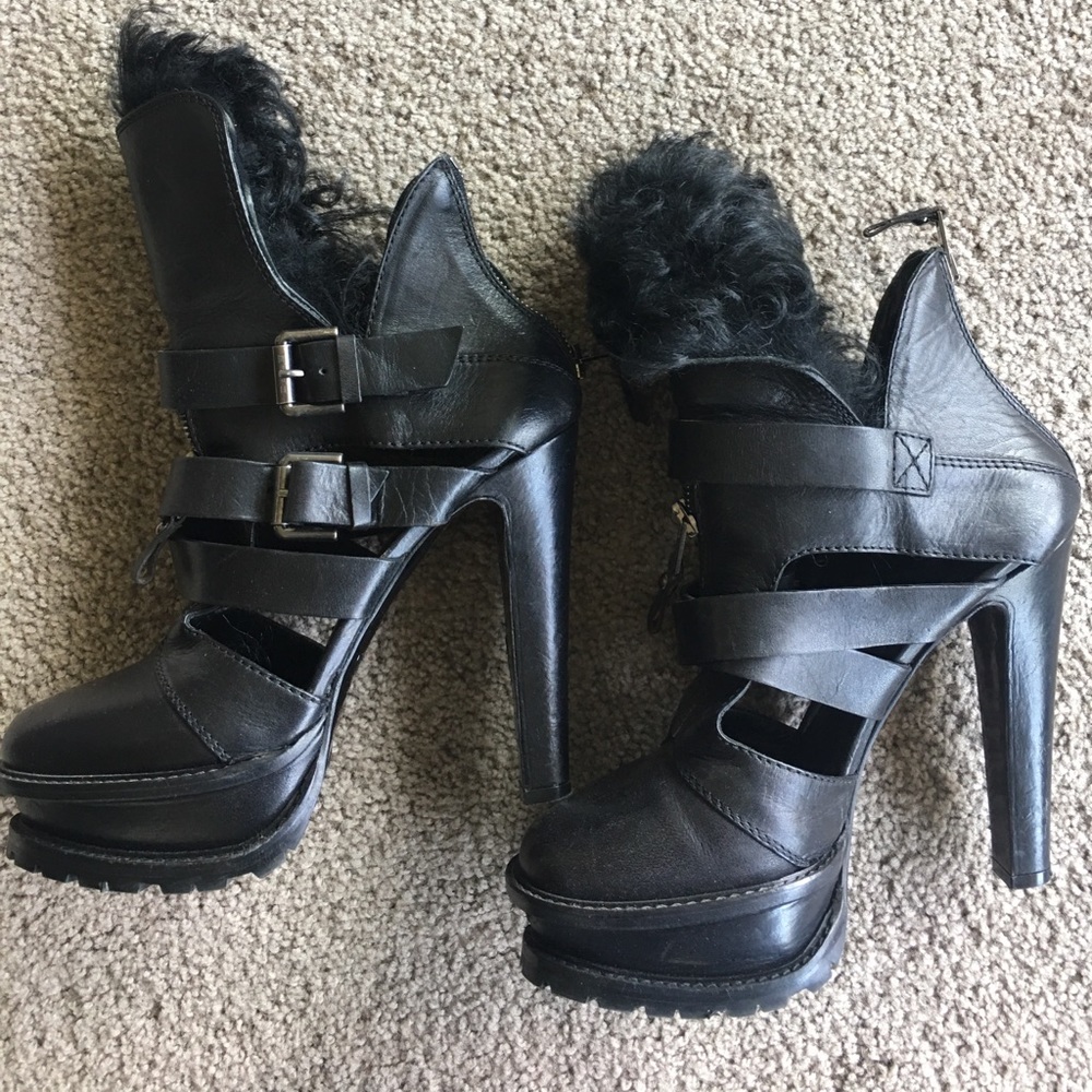 Etro booties with fur