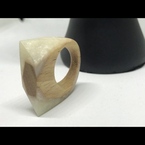 Ring - Picture 5 of 7