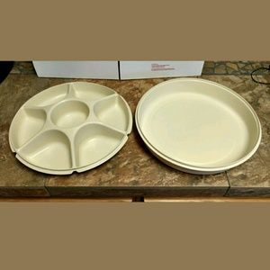 Tupperware serving party platter sectioned tray