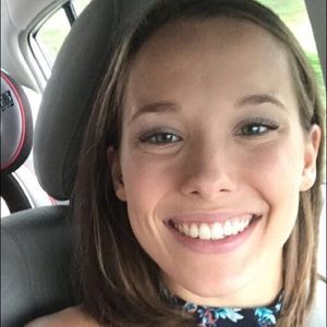 Meet your Posher, Leah