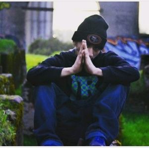 Meet your Posher, Christian