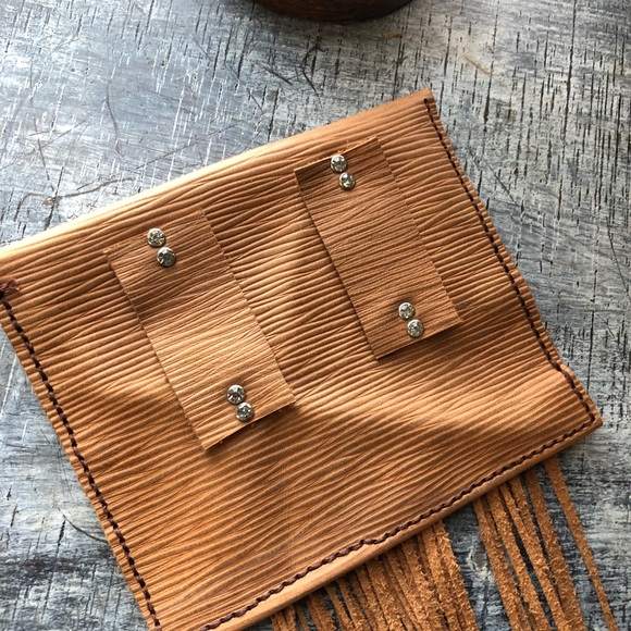 •SOLD•Rustic Leather Fringe Hip Bag/Fanny Pack - Picture 4 of 5