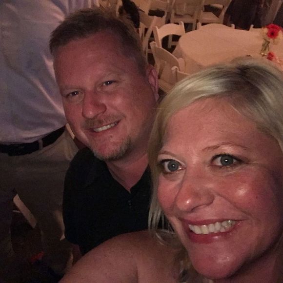 Meet your Posher, Alison - Picture 2 of 2