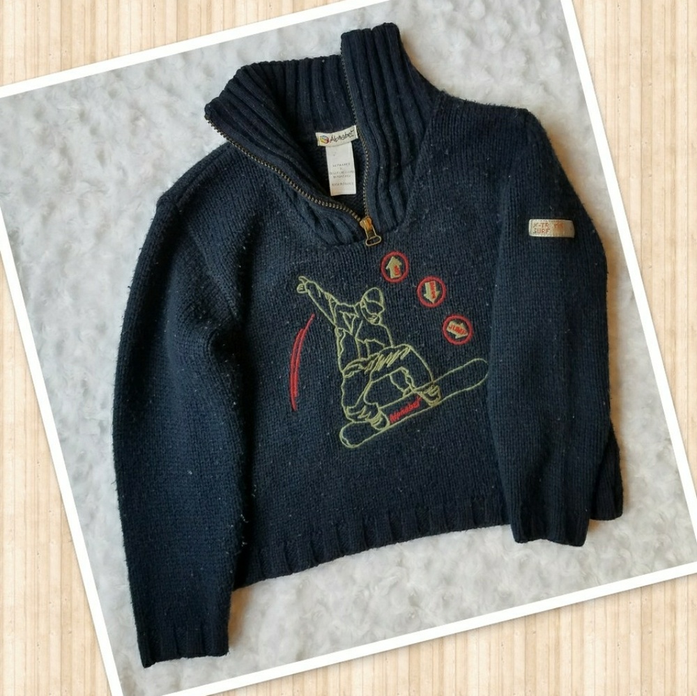 Boy snowboard sweater
