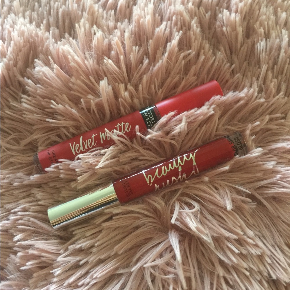 Victoria’s Secret Bundle