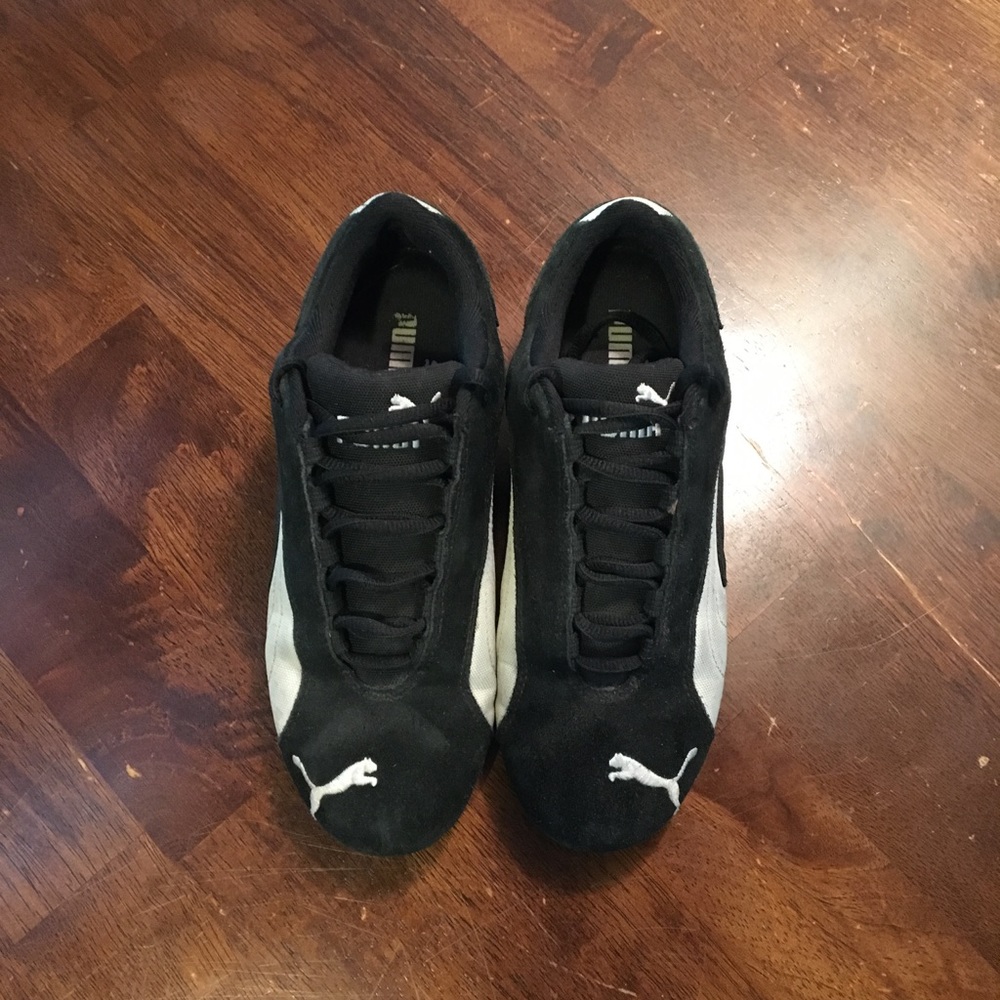 Classic puma sneaker