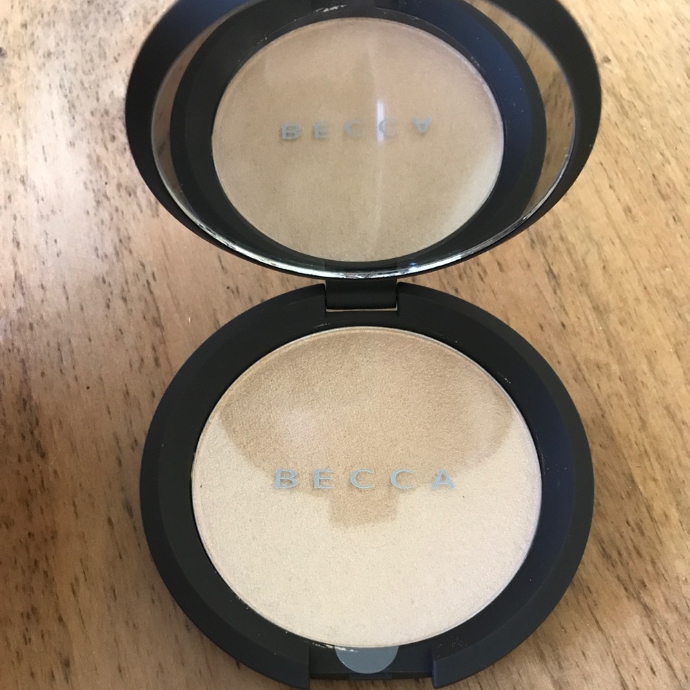 BNIB BECCA Prosecco Pop Shimmering Skin Perfecter