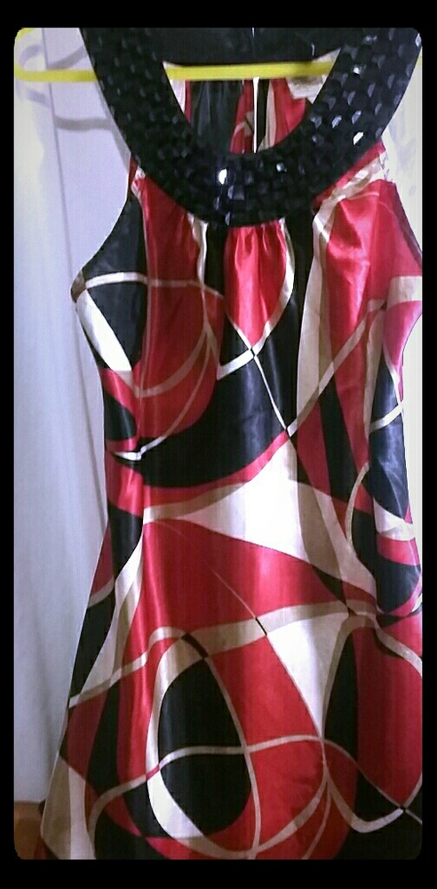 Red, white, black, gold, beautiful silky tanktop