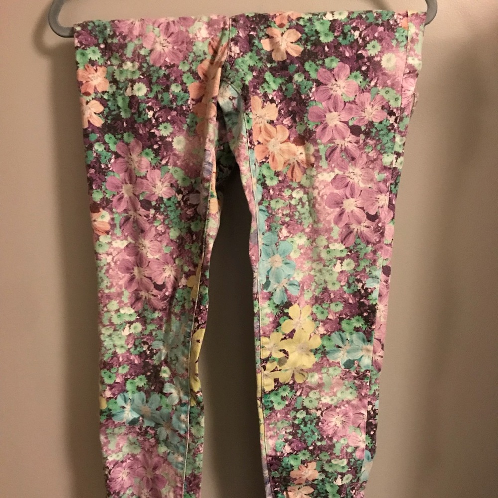 Aeropostale jeans.