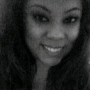 Meet your Posher, Yesenia