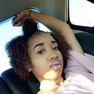 Meet your Posher, Jamia