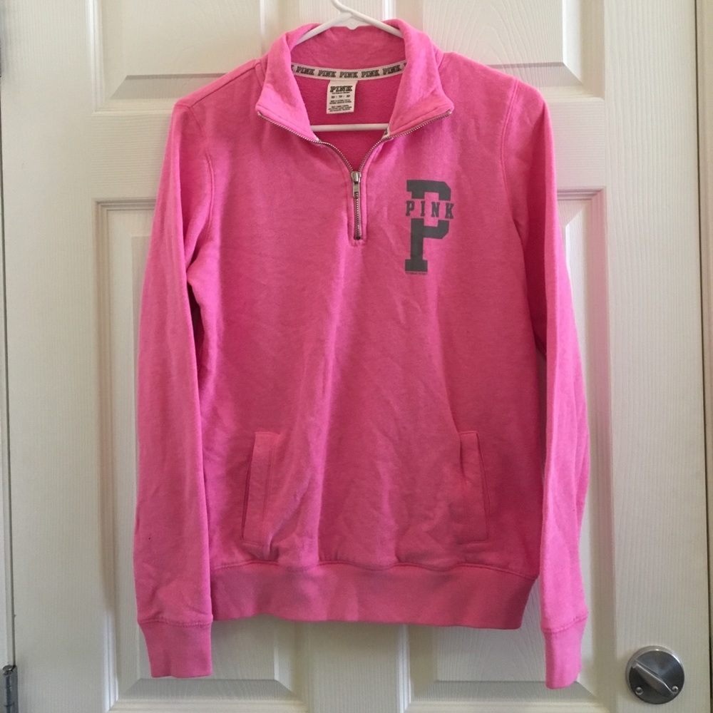 VS pink half zip pullover