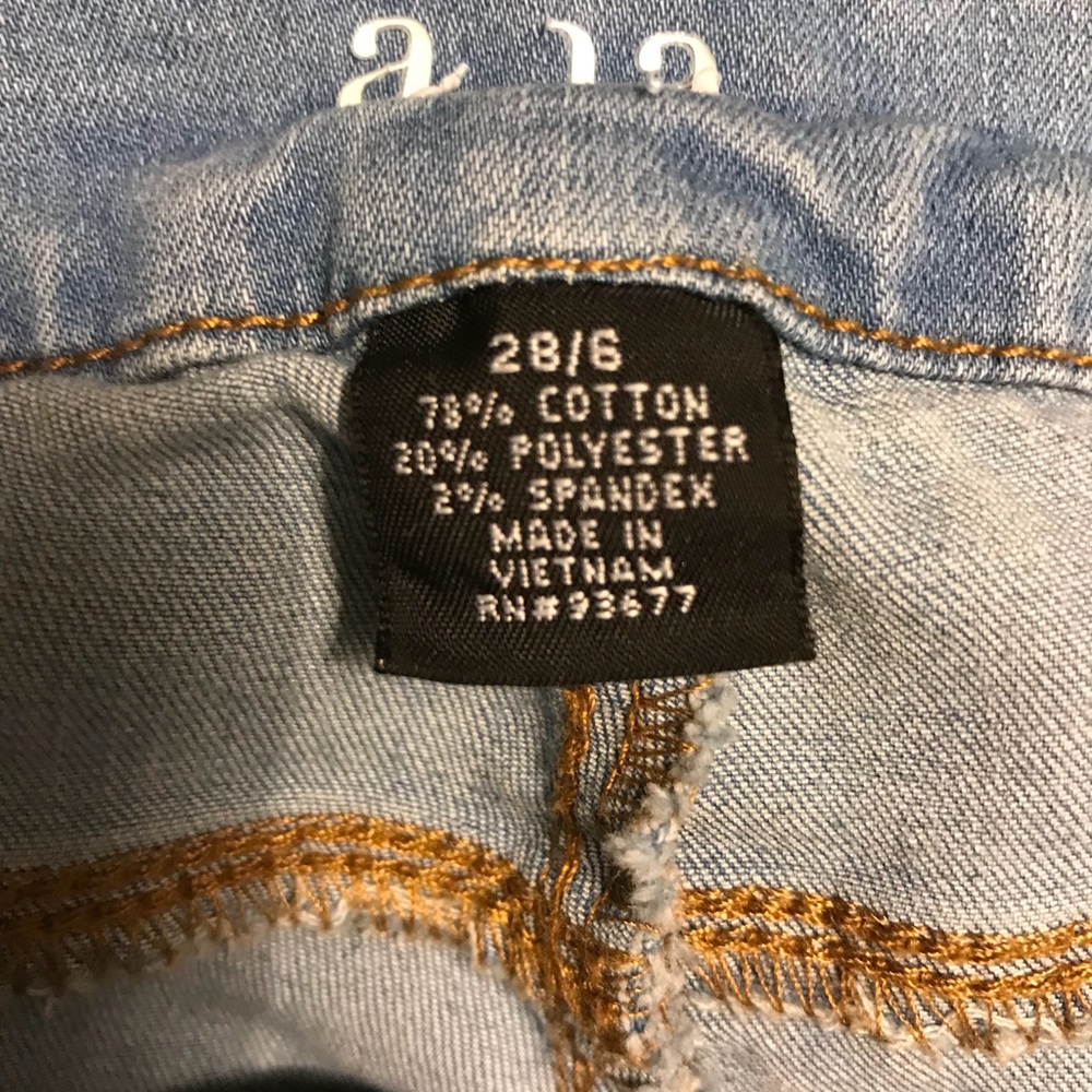 Target Jeans. - Picture 2 of 2