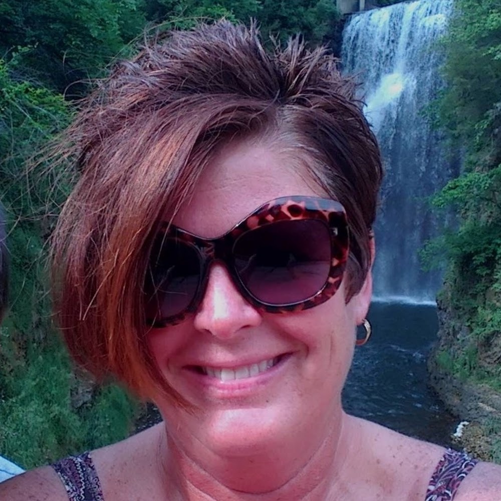 Meet your Posher, Cherie