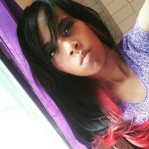 Meet your Posher, Paola