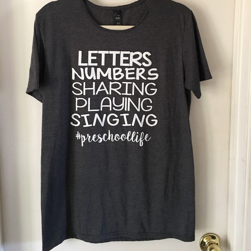 Graphic tee size M