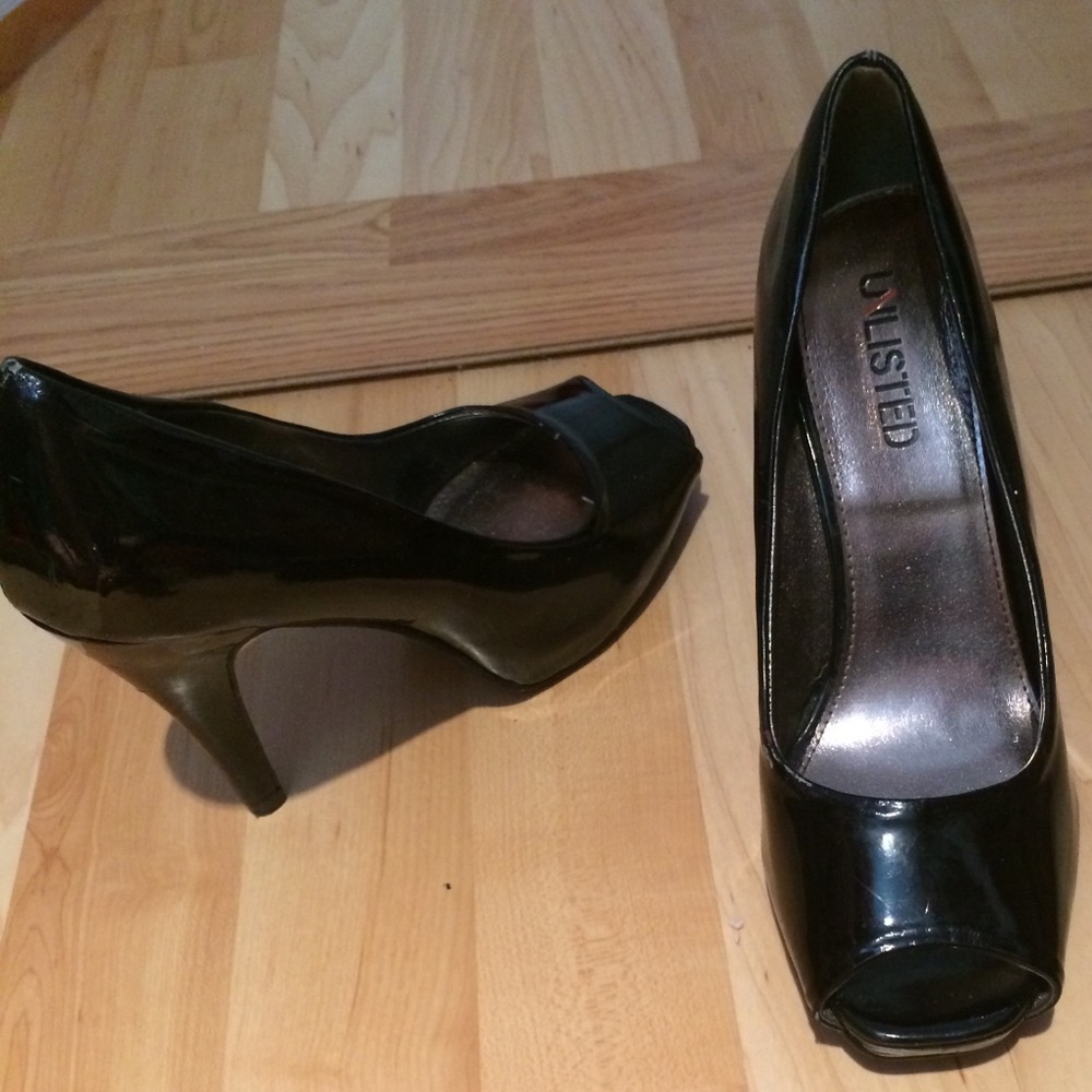 Kenneth Cole Unlisted Heels