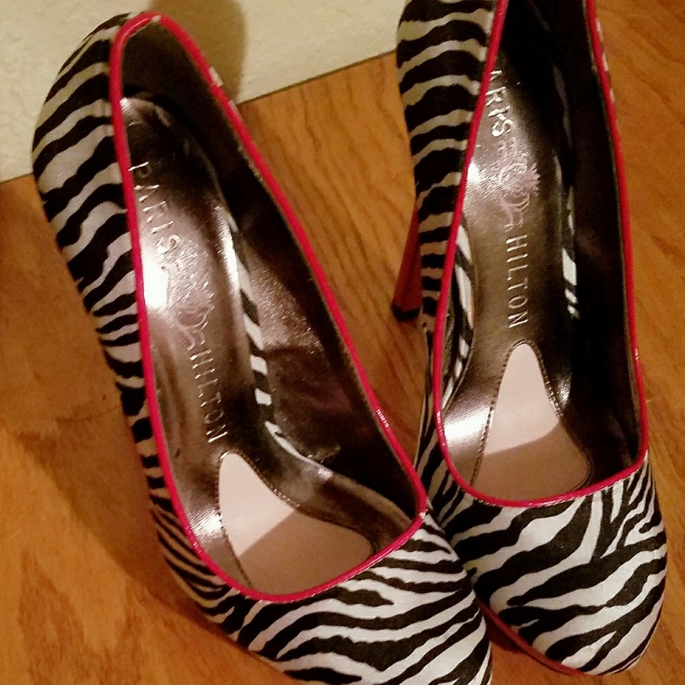 Paris Hilton Pumps
