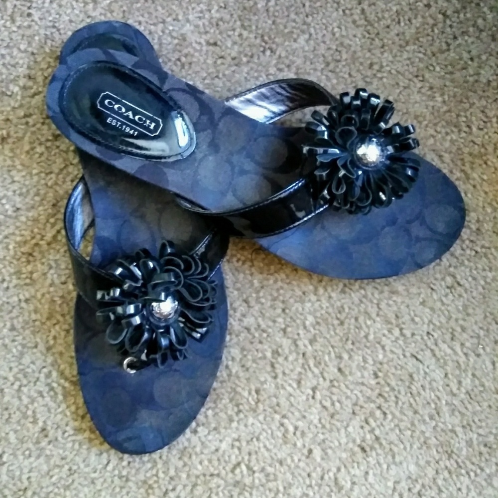 Coach great condition!