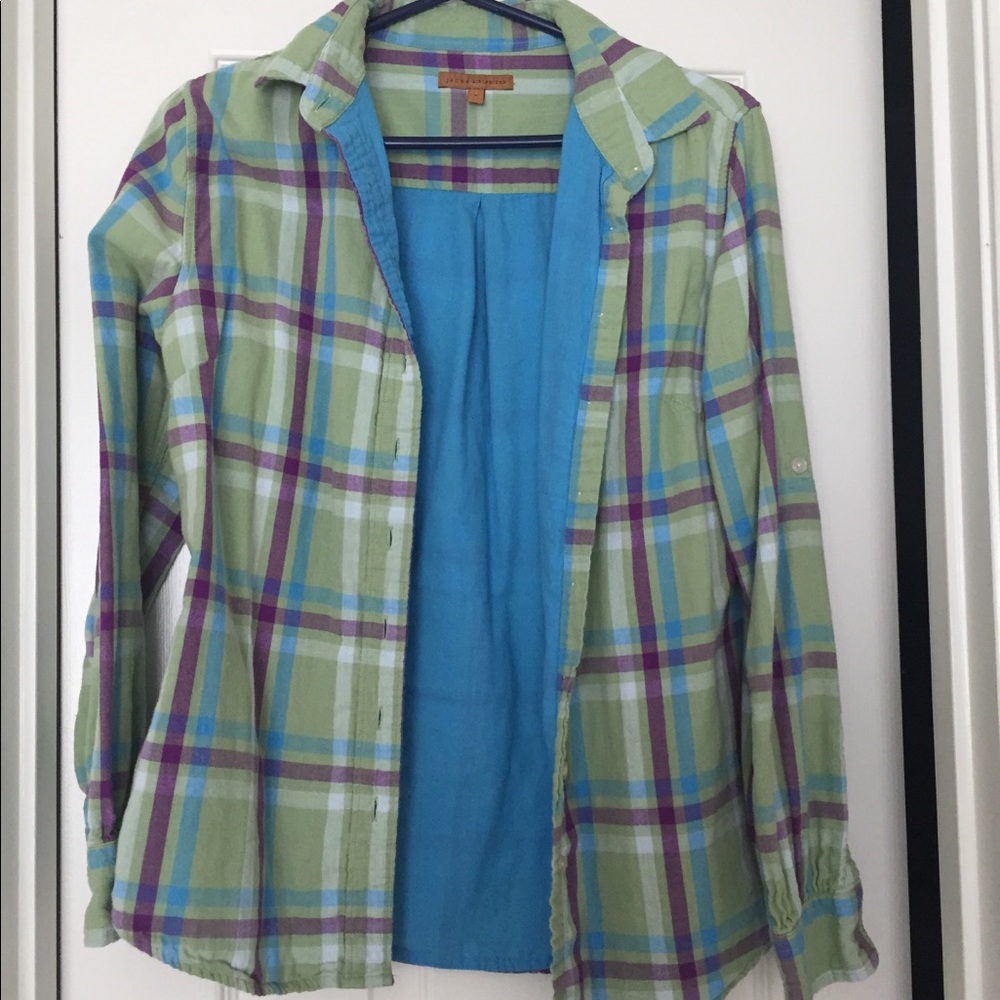 Women’s shirt