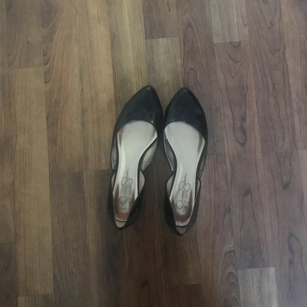 Size 8 black flats