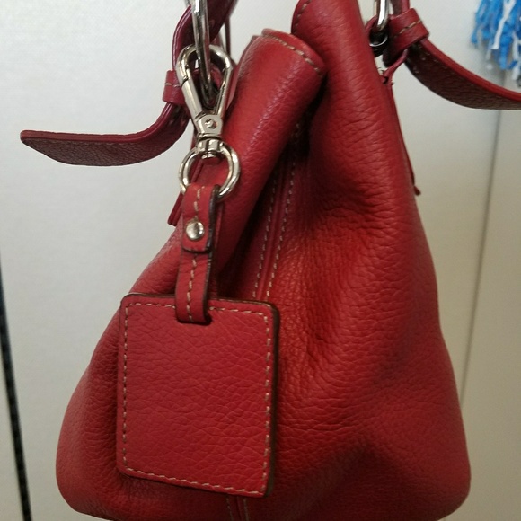 Purse(s) - Picture 2 of 7