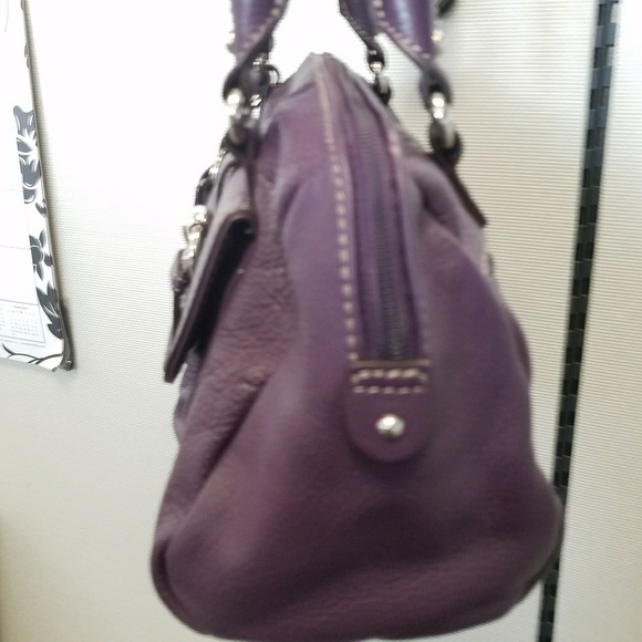 Purse(s) - Picture 5 of 7