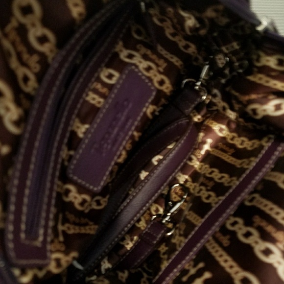 Purse(s) - Picture 6 of 7