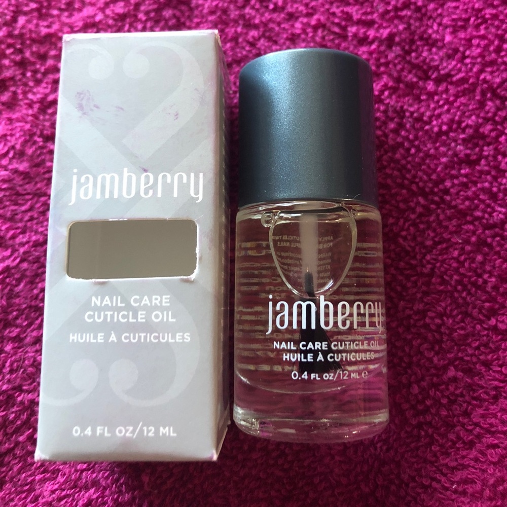 Jamberry cuticle oil