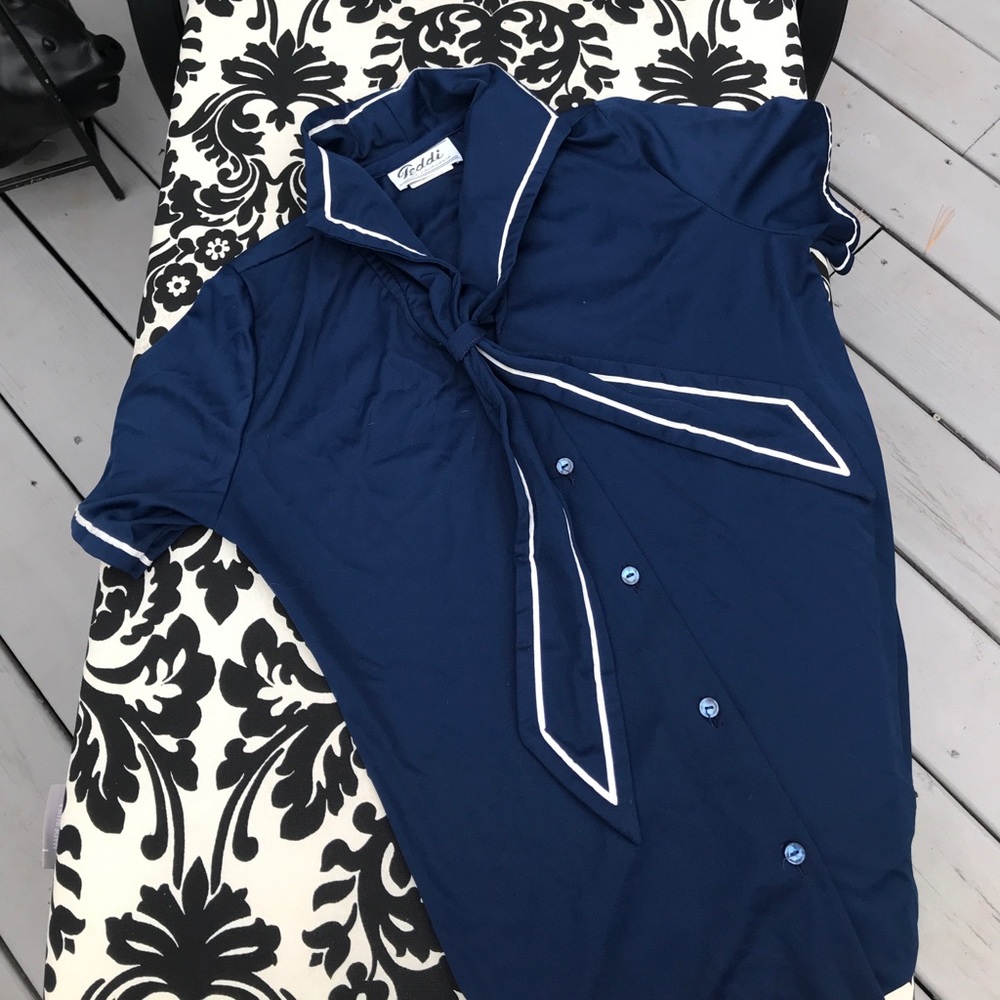 Vintage Teddy of California button down tee