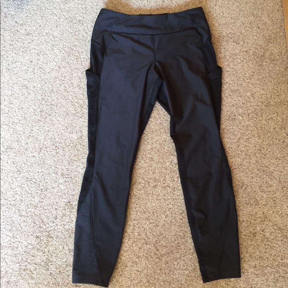 Lulu lemon soft shell sprinter running tight.