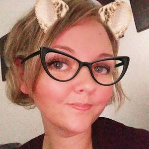 Meet your Posher, Kimberly