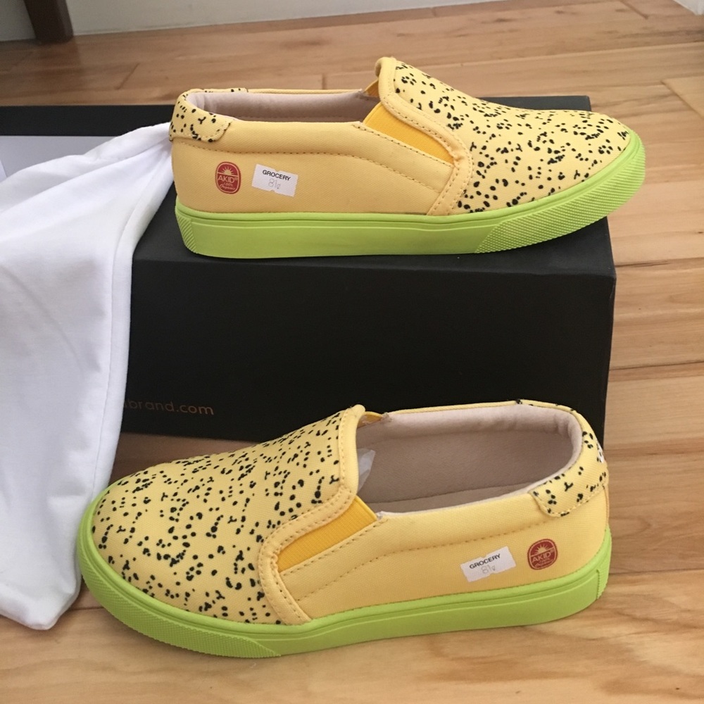 New Banana Skin Akid Shoes for a boy