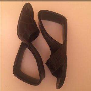 United Nude Möbius Croc Embossed Slide Sandals 37 United Nude Möbius Croc Embossed Slide Sandals 37