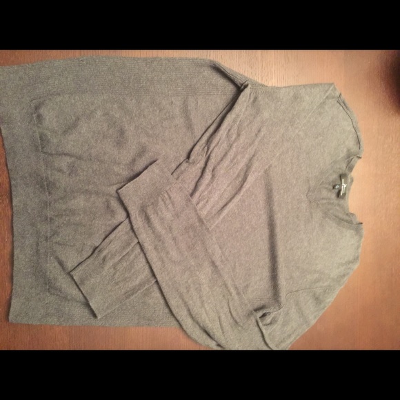 Grey Marc Anthony sweater - Picture 2 of 5