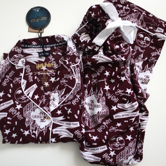 SOLD! Harry Potter Primark Pajama Set - Picture 5 of 6