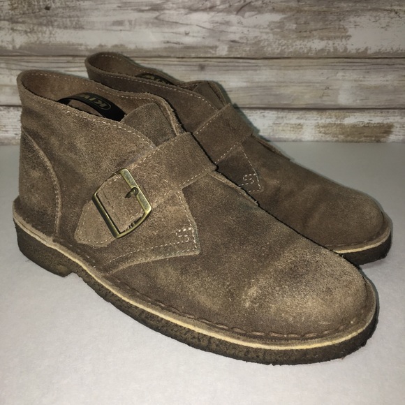 clarks desert breeze