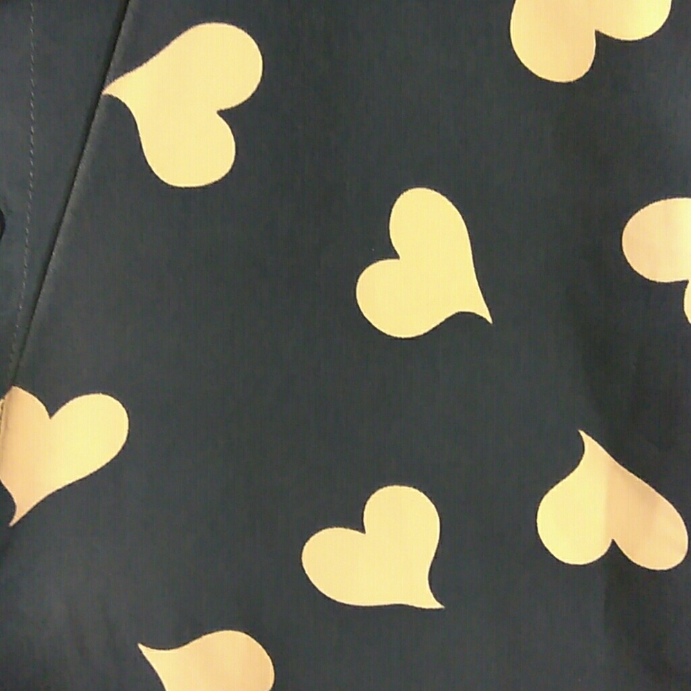 SOLD Lc Lauren Conrad Bold heart top Blouse - Picture 4 of 6