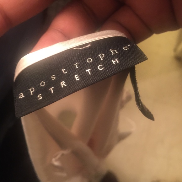 Off white camisole that ties in the back - Picture 3 of 3