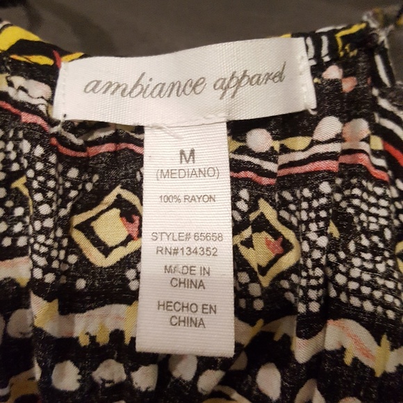 Ambiance flowing crop top. Medium - Picture 4 of 6