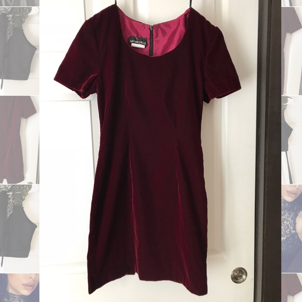 Little red dress, velvet 😩😍
