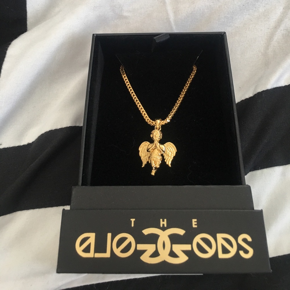 Gold Gods fallen angel chain