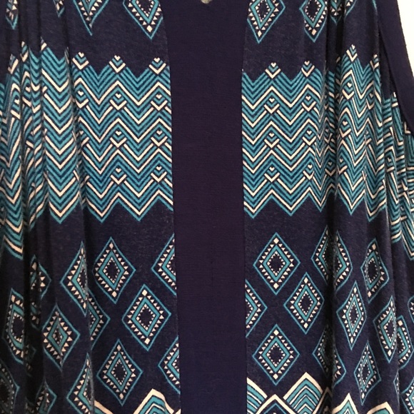 🔥FINAL PRICE🔥Apt. 9 abstract tank - Picture 4 of 4