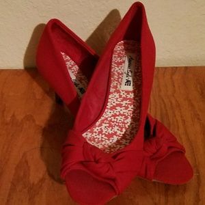 American Eagle Heels