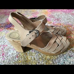 No. 6 Huaraches Clogs